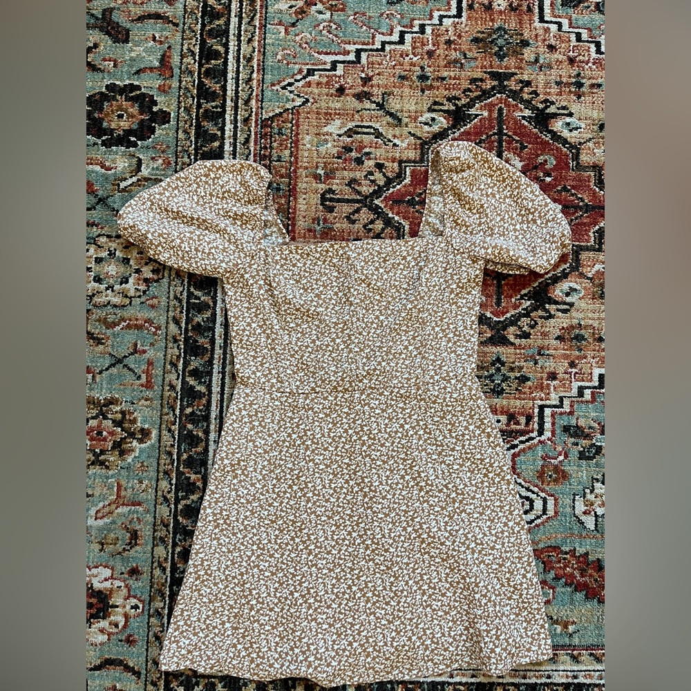Abercrombie & Fitch Tan Floral Puff-Sleeve Mini Dress
